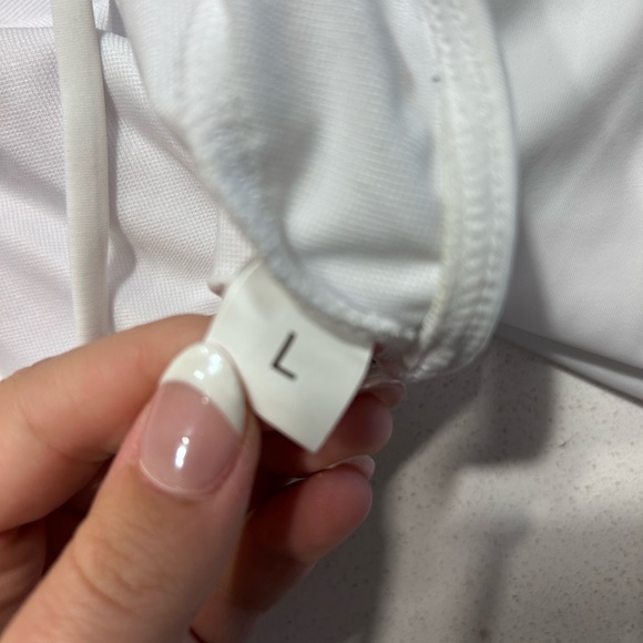 White Bride One piece - Picture 2 of 4